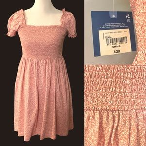 NWT Arizona Shirred Babydoll Floral Dress Coral Sz Small